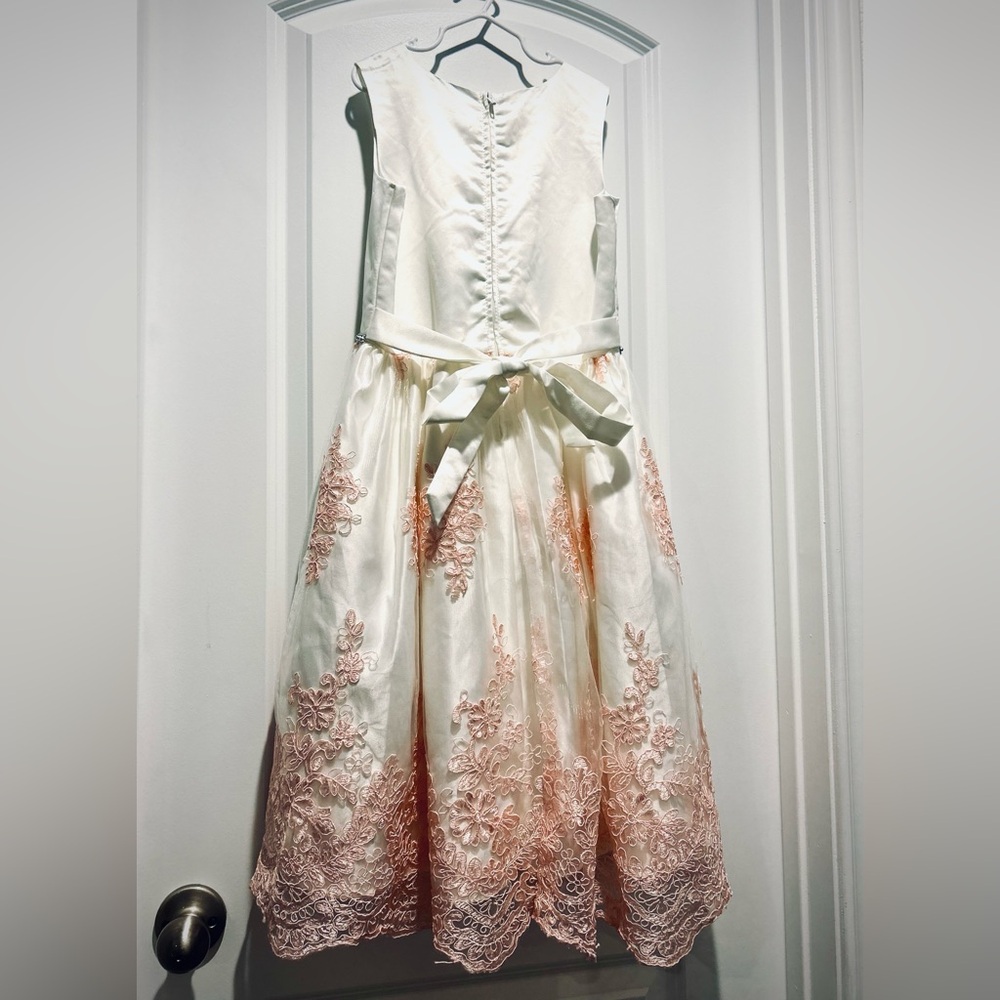 Flower Girl Embroidered Formal Dress Easter Dress Church Wedding Guest Sz 12 - Picture 3 of 7